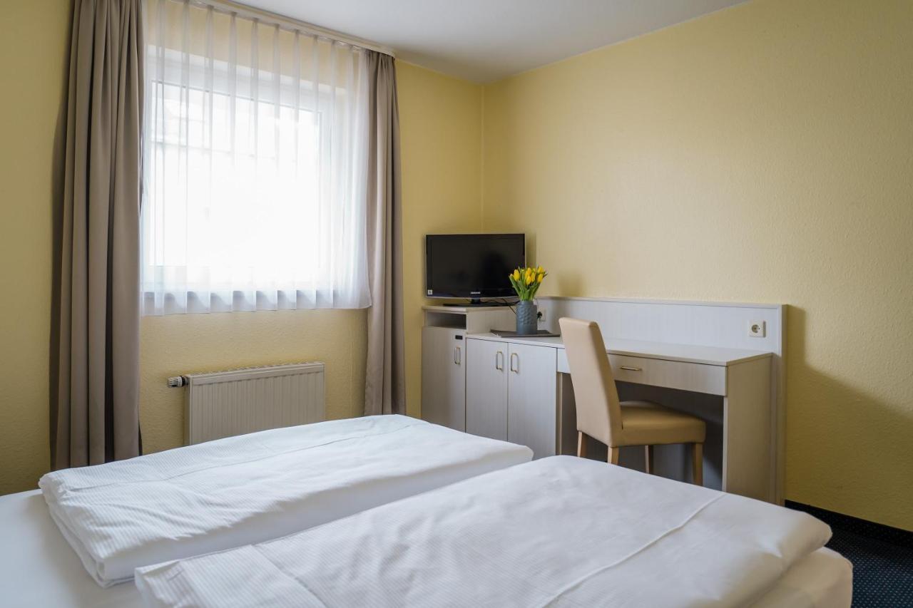 Point Hotel Apartments And Rooms Drezda Kültér fotó