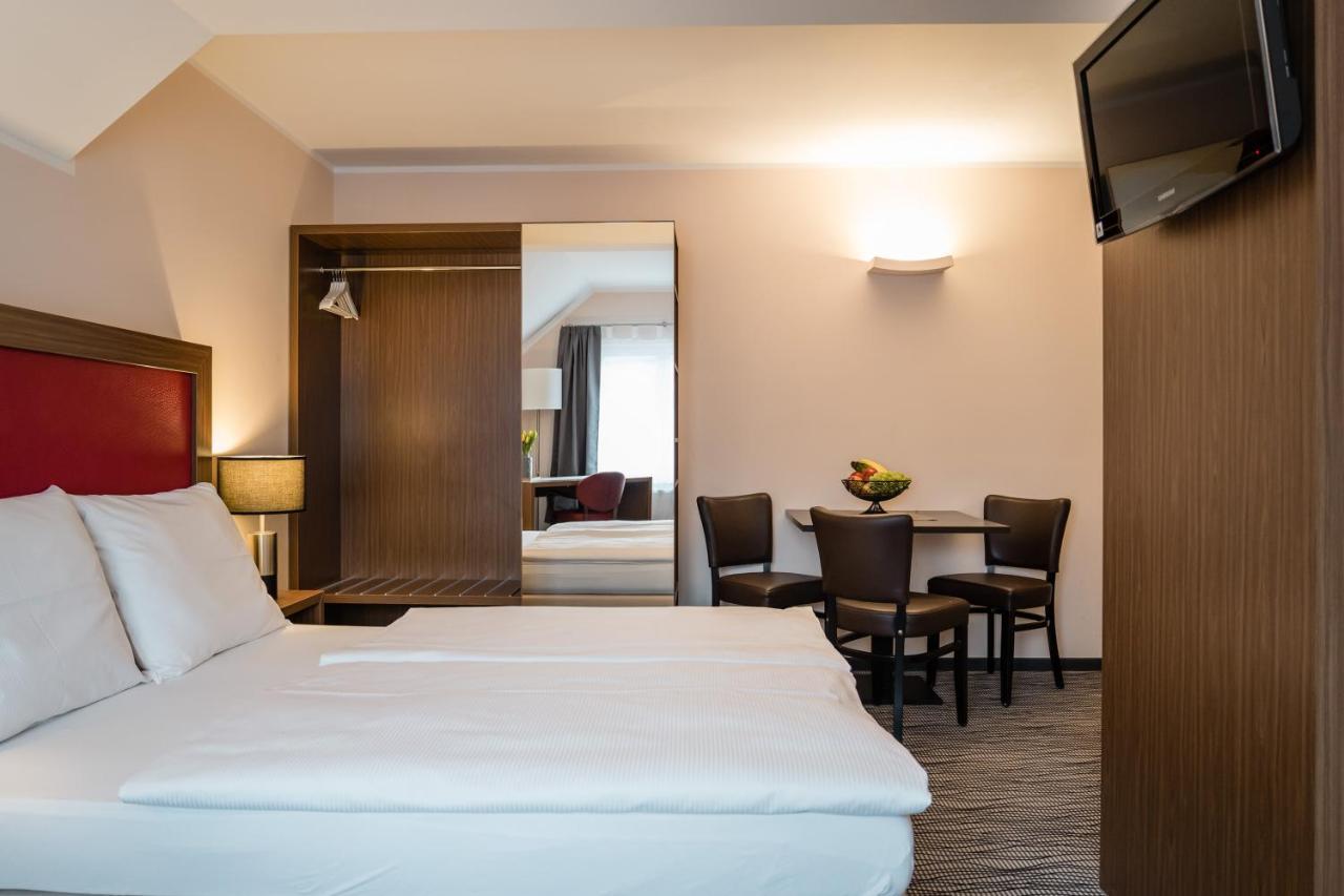 Point Hotel Apartments And Rooms Drezda Kültér fotó